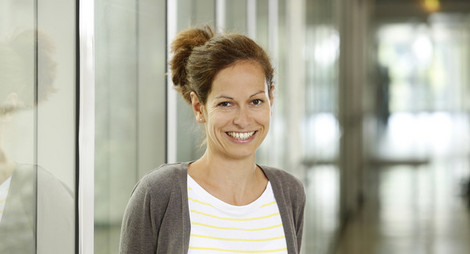 PD Dr. Elisabeth Heßmann, Arbeitsgruppenleiterin an der Klinik für Gastroenterologie, gastrointestinale Onkologie und Endokrinologie